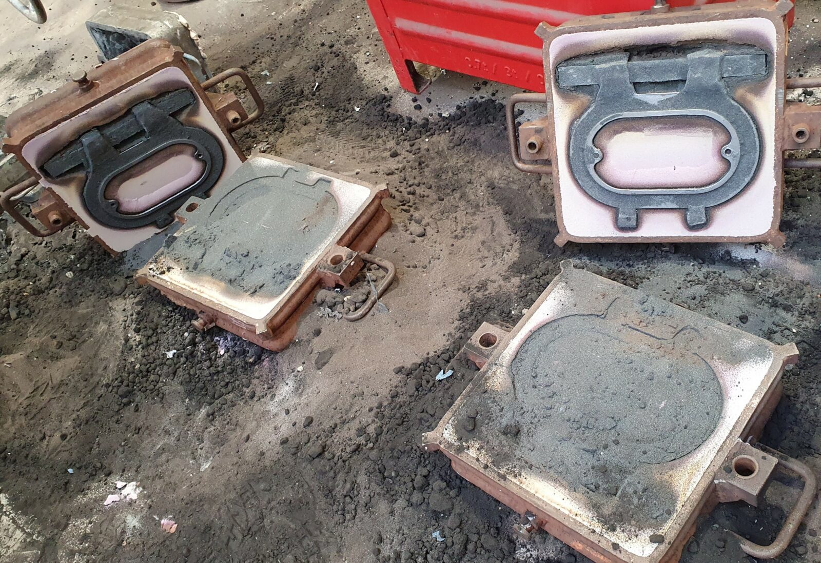 Moules pour plaques insert fonte